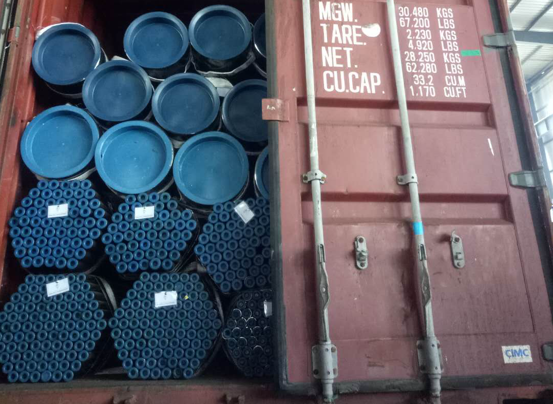 Container Loading of CS Smls Pipes